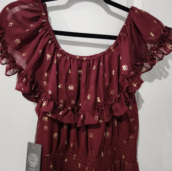 Vince Camuto Foil Accent Off the Shoulder Tiered Dress in Dp Cranberry size M - Picture 3 of 5